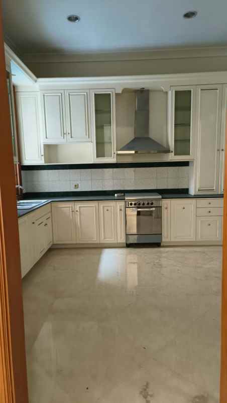 dijual rumah jl wijaya