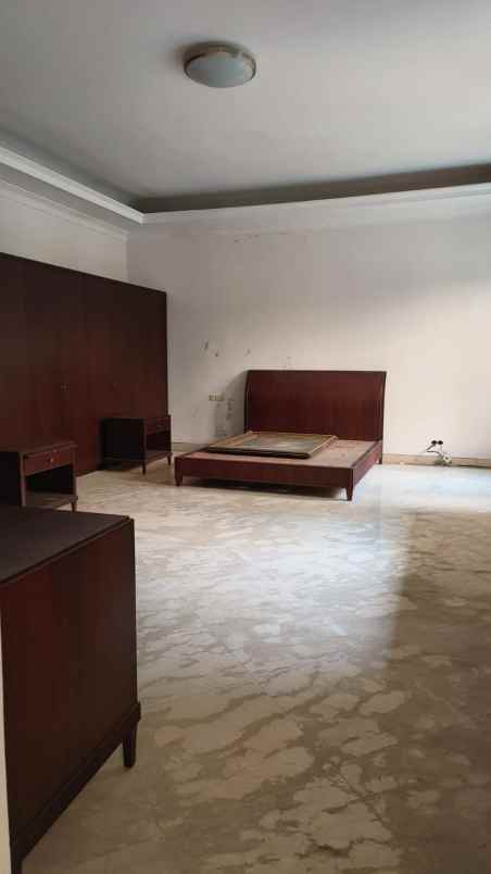 dijual rumah jl wijaya