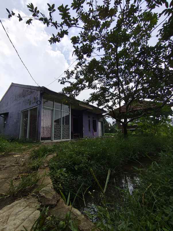 dijual rumah jln raya cimaburan