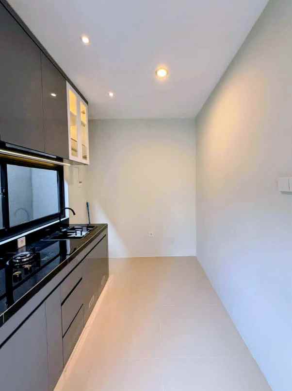 dijual rumah kaliurang km 14