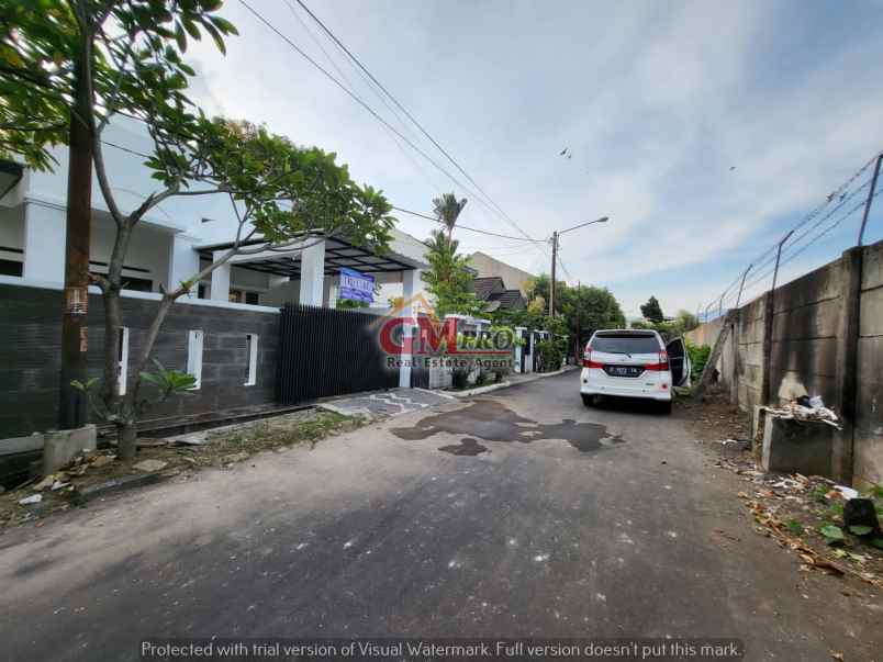 dijual rumah kawaluyaan indah