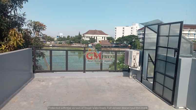 dijual rumah kawaluyaan indah