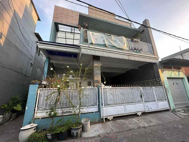 dijual rumah kebonsari