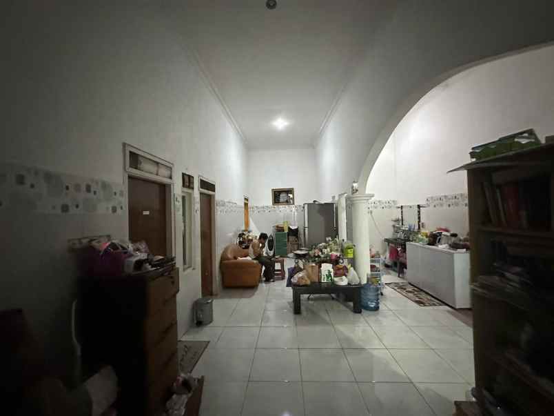 dijual rumah kebonsari