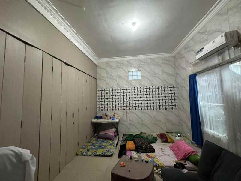 dijual rumah kebonsari