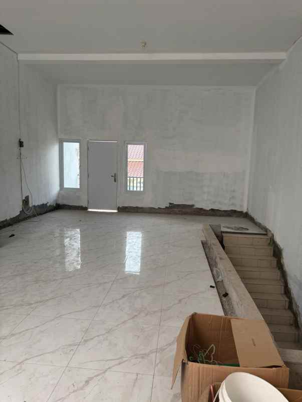 dijual rumah kelapa gading