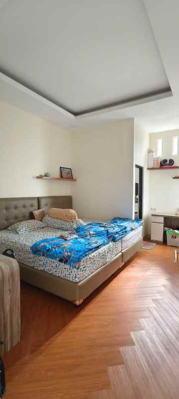 dijual rumah kelapa gading permai