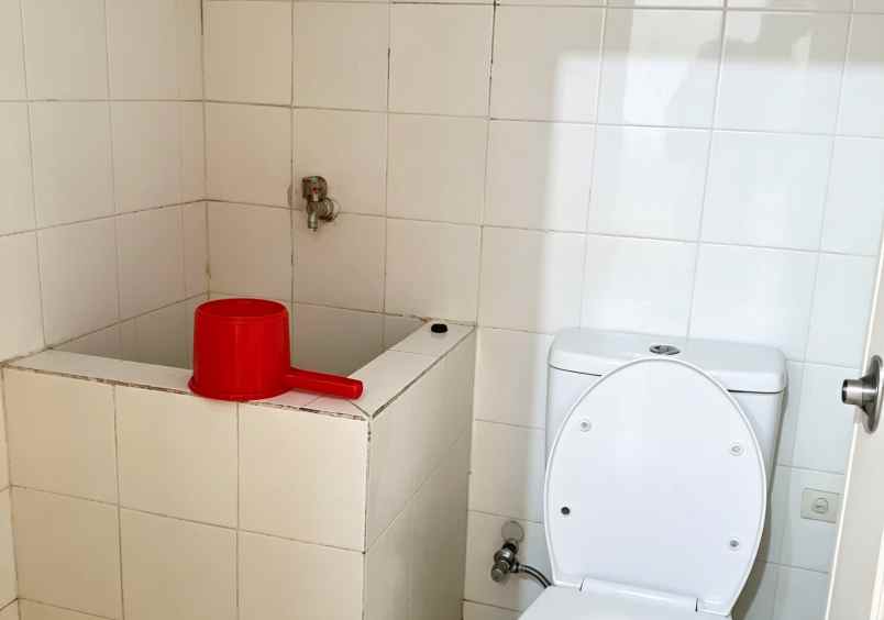 dijual rumah kemang pratama