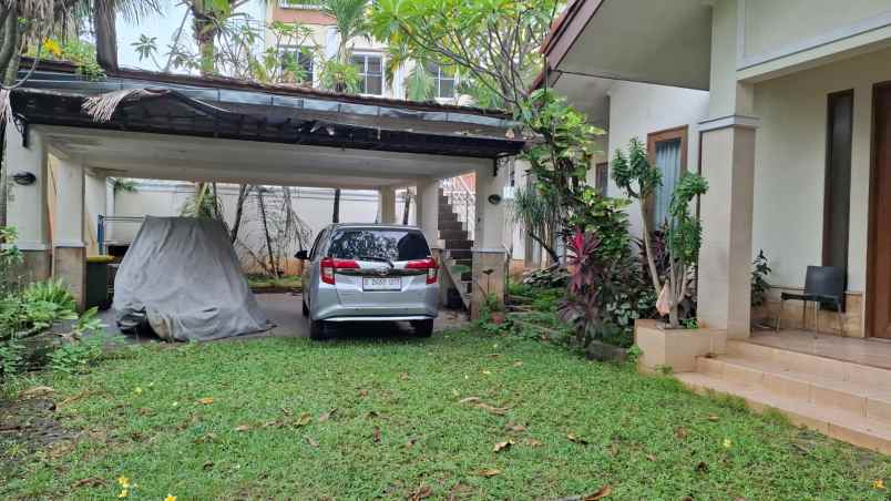 dijual rumah kemang timur
