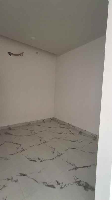 dijual rumah kemayoran