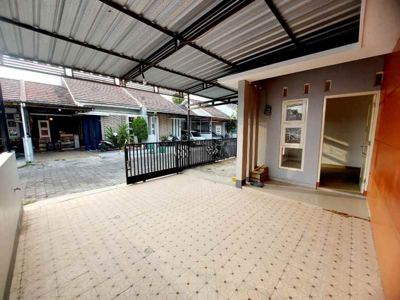 dijual rumah klodran colomadu karanganyar