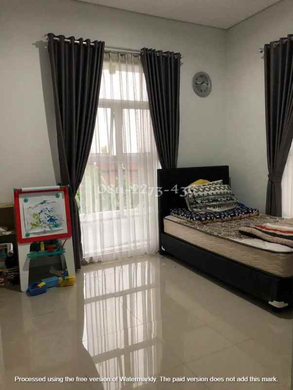 dijual rumah kolonel masturi