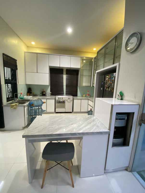 dijual rumah komp bumi adipura bandung