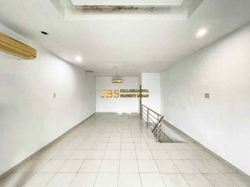 dijual rumah komplek citra wisata jalan