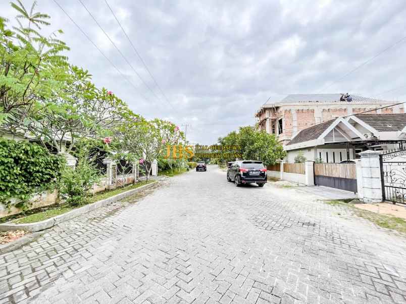 dijual rumah komplek citra wisata jalan