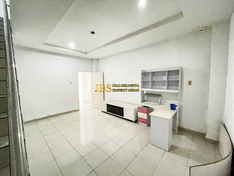 dijual rumah komplek citra wisata jalan