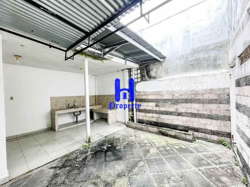 dijual rumah komplek citra wisata jalan