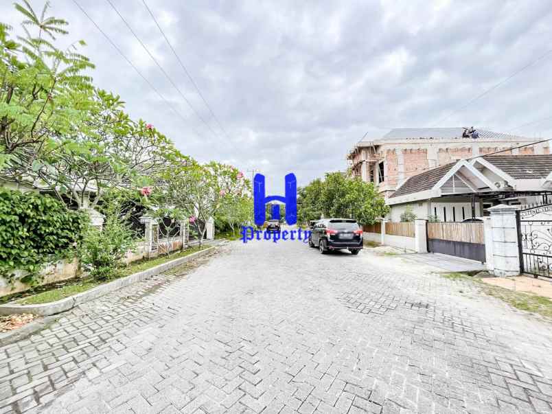 dijual rumah komplek citra wisata jalan