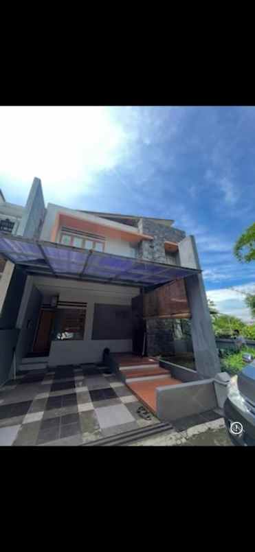 dijual rumah komplek grand permata