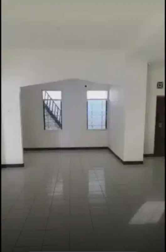 dijual rumah komplek pondok surya