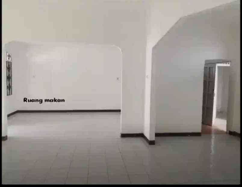 dijual rumah komplek pondok surya