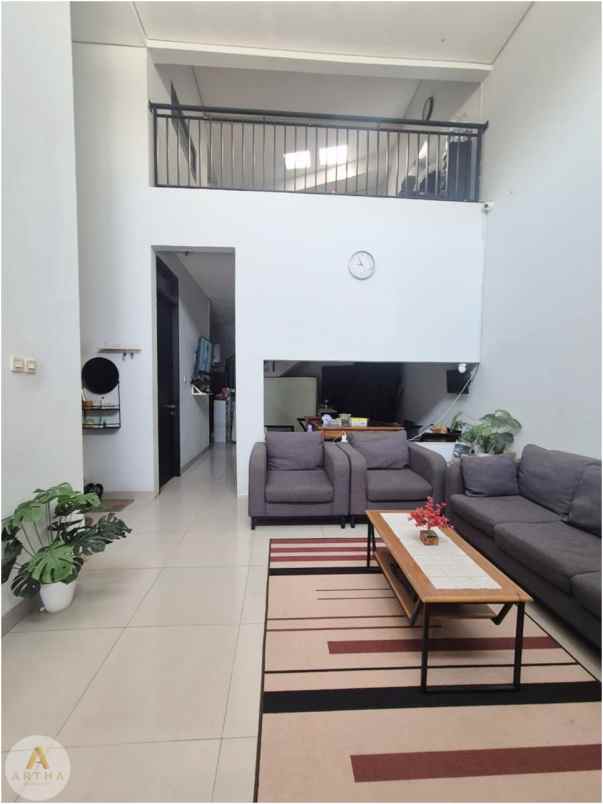 dijual rumah kopo safira