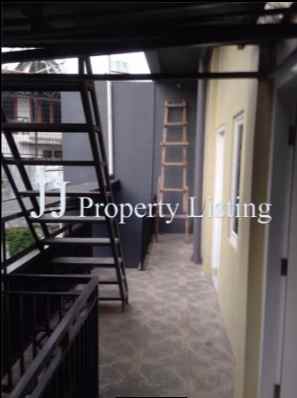 dijual rumah kost di kabayoran baru