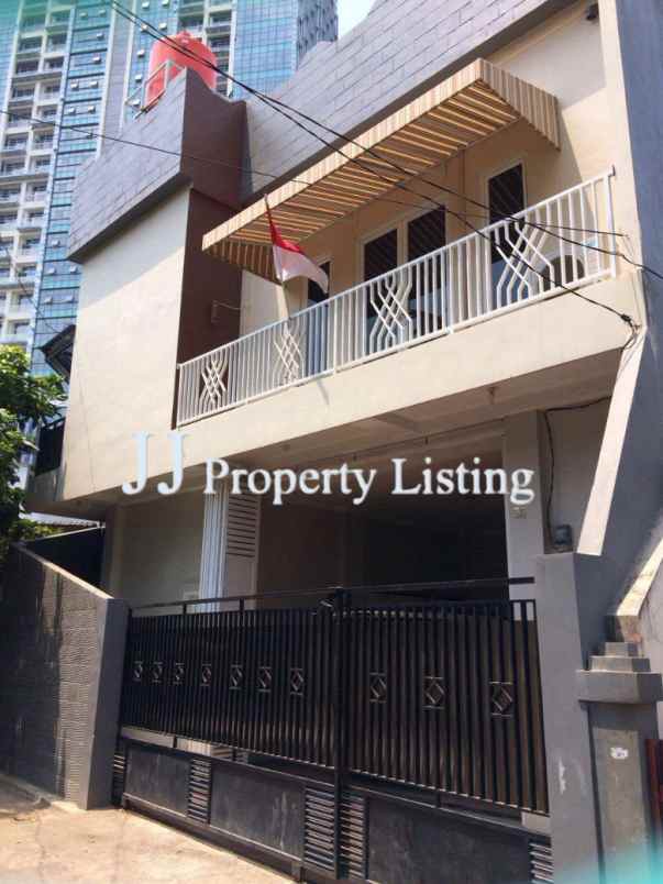 dijual rumah kost di kabayoran baru