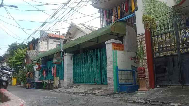 dijual rumah kost pucangan surabaya
