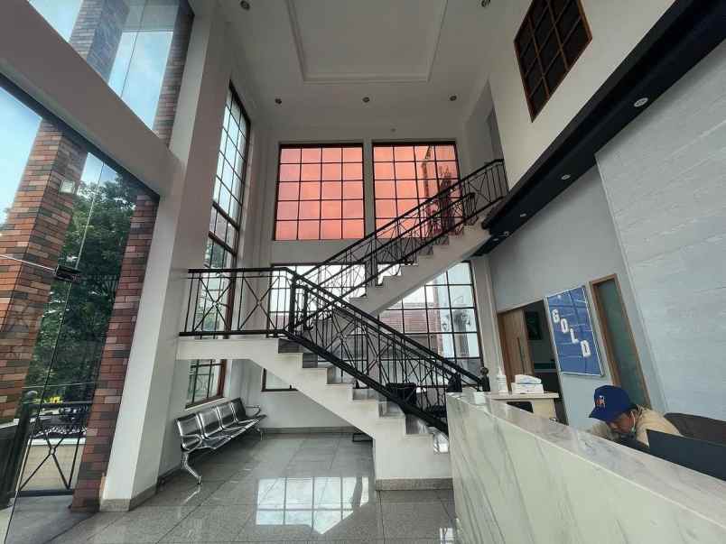 dijual rumah kramat pela