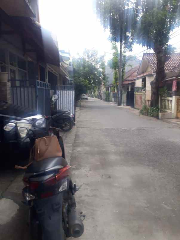 dijual rumah kranggan permai pondok