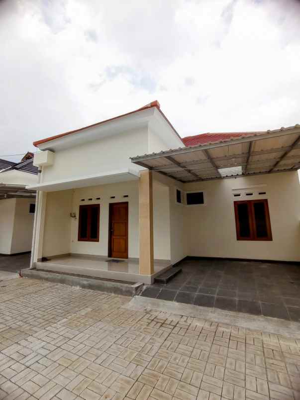dijual rumah krapyak