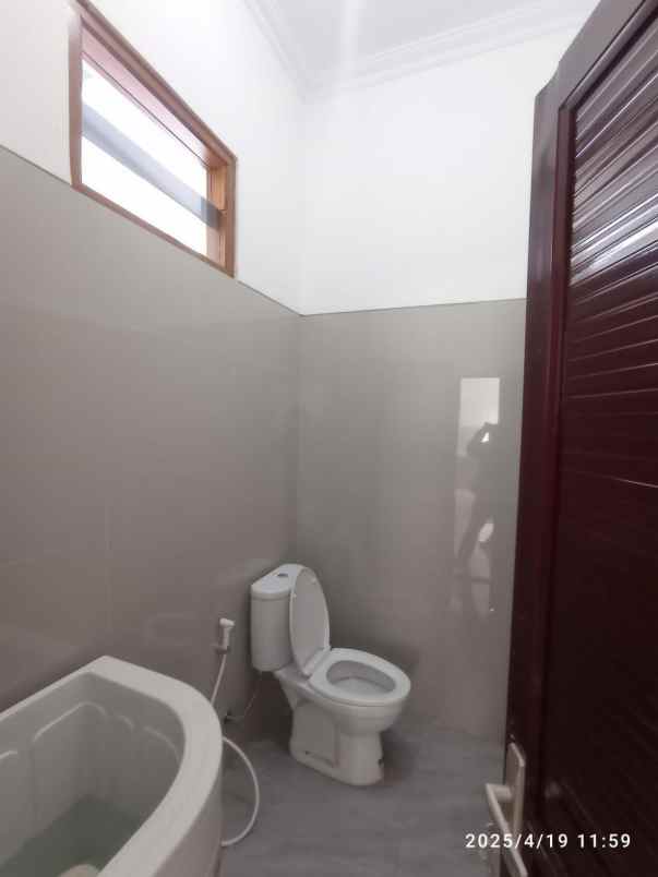 dijual rumah krapyak