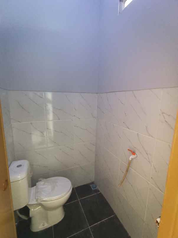 dijual rumah kunciran indah tangerang