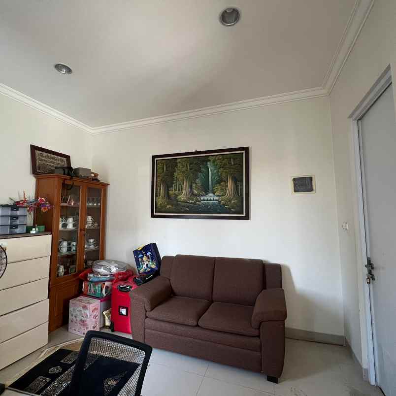 dijual rumah legenda wisata cibubur