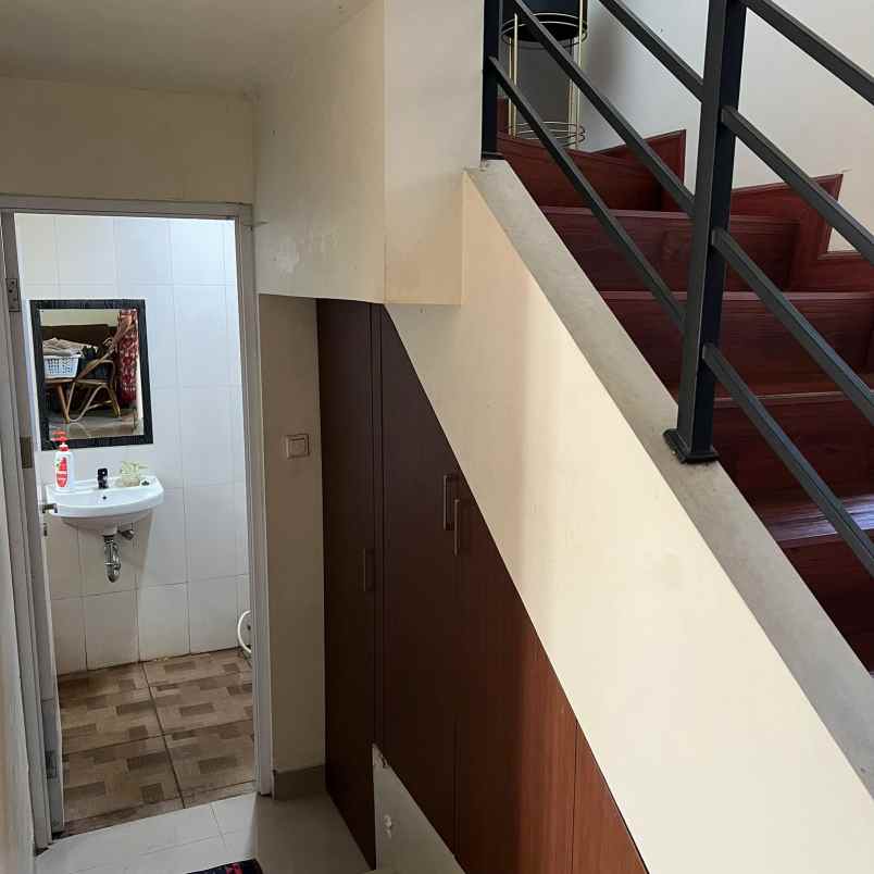 dijual rumah legenda wisata cibubur