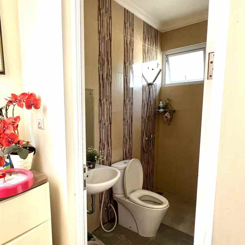 dijual rumah legenda wisata cibubur