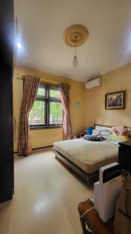 dijual rumah lengkong wetan serpong