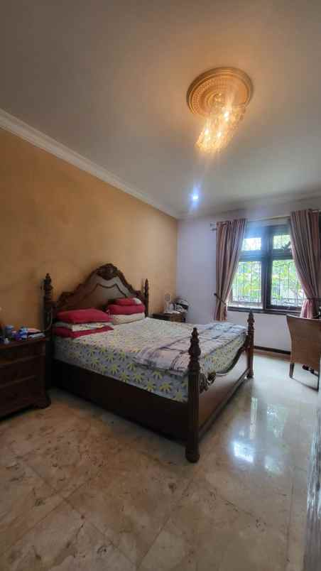 dijual rumah lengkong wetan serpong