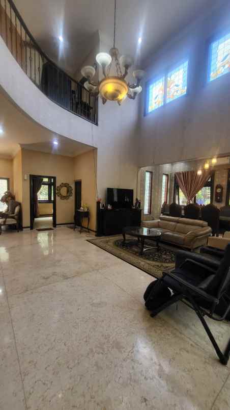 dijual rumah lengkong wetan serpong