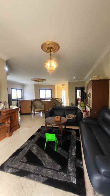 dijual rumah lengkong wetan serpong