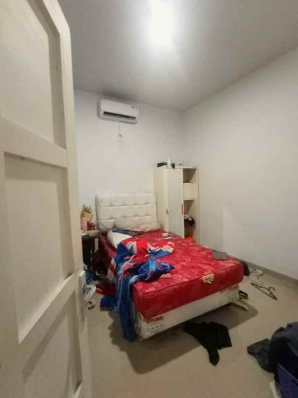 dijual rumah lpmp