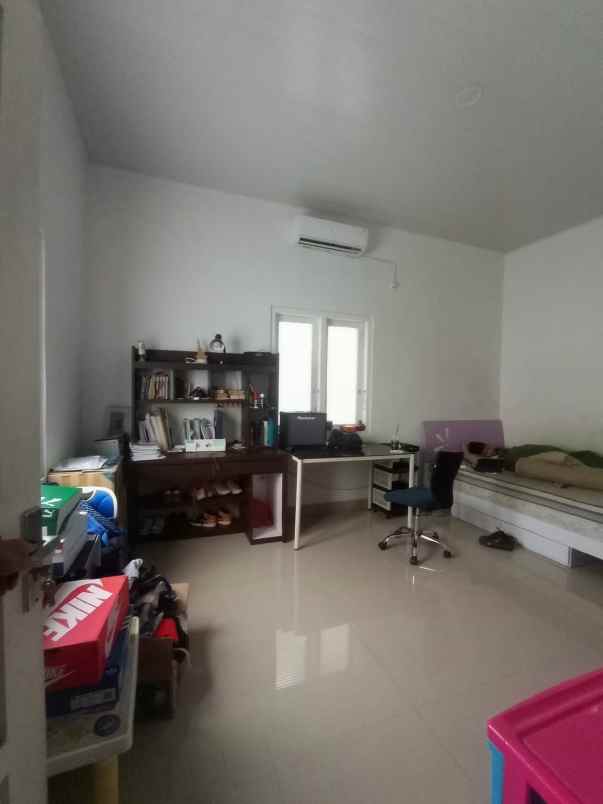 dijual rumah lpmp