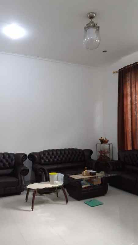 dijual rumah luas 135 meter murah digrand wisata