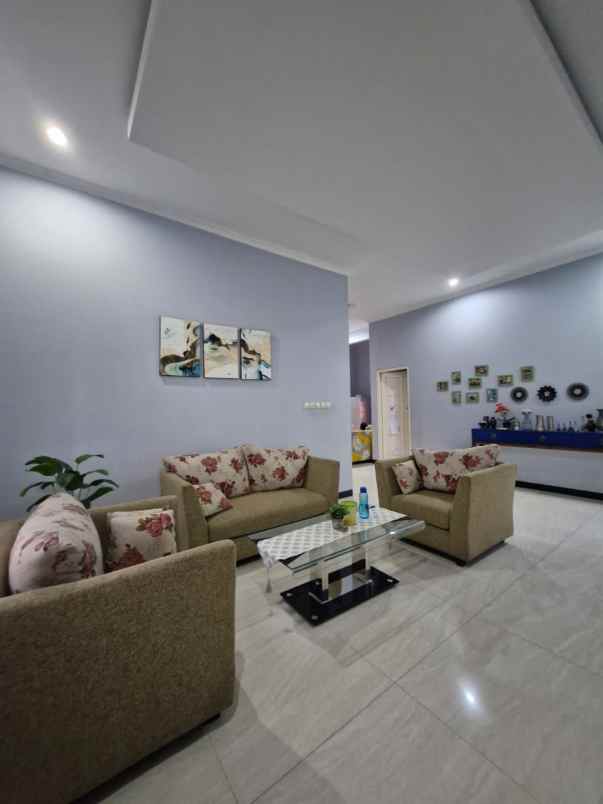 dijual rumah luas 192 meter murah duku bima