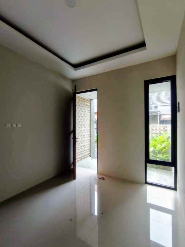 dijual rumah maguwoharjo