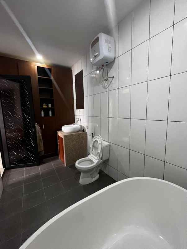 dijual rumah maguwoharjo sleman