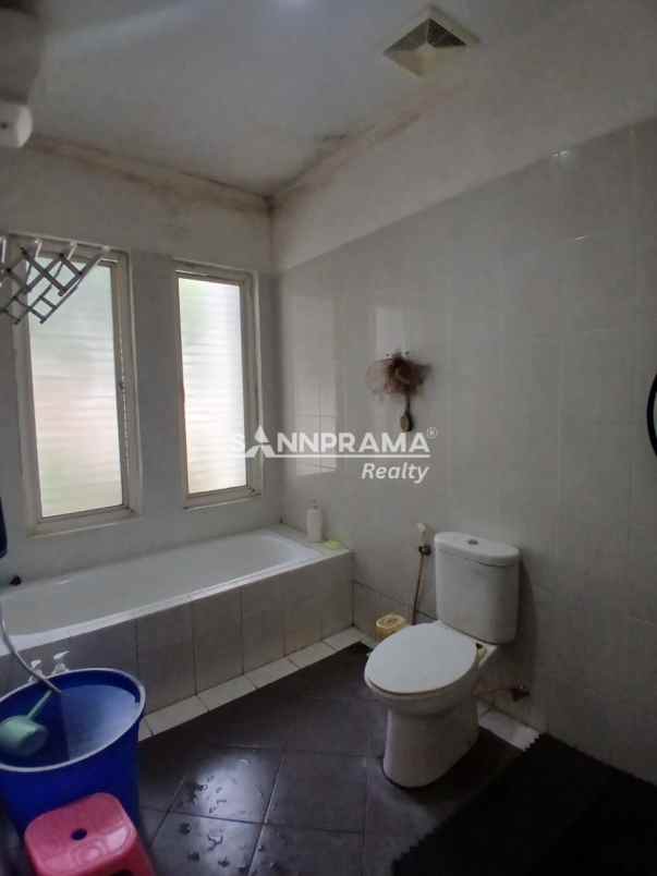 dijual rumah mampang