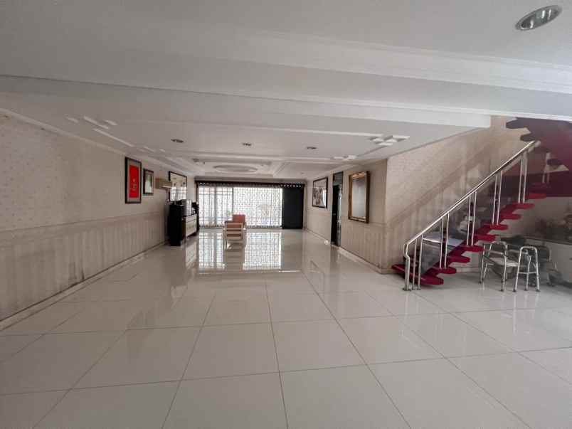 dijual rumah mangga besar