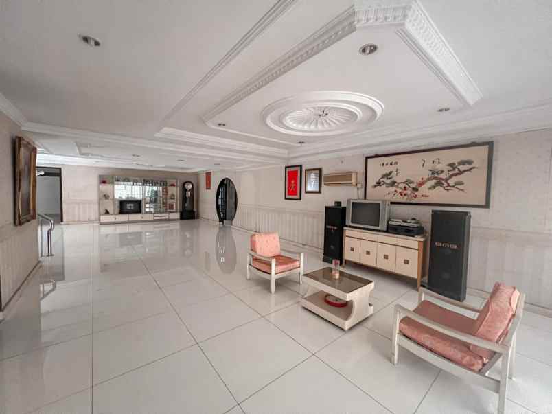 dijual rumah mangga besar